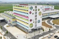Bệnh viện Nhi Trung ương cơ sở 2 được xây dựng khang trang và hiện đại chính thức đi vào hoạt động phục vụ công tác chăm sóc sức khỏe cho bệnh nhi. 