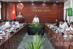Quang cảnh cuộc họp.