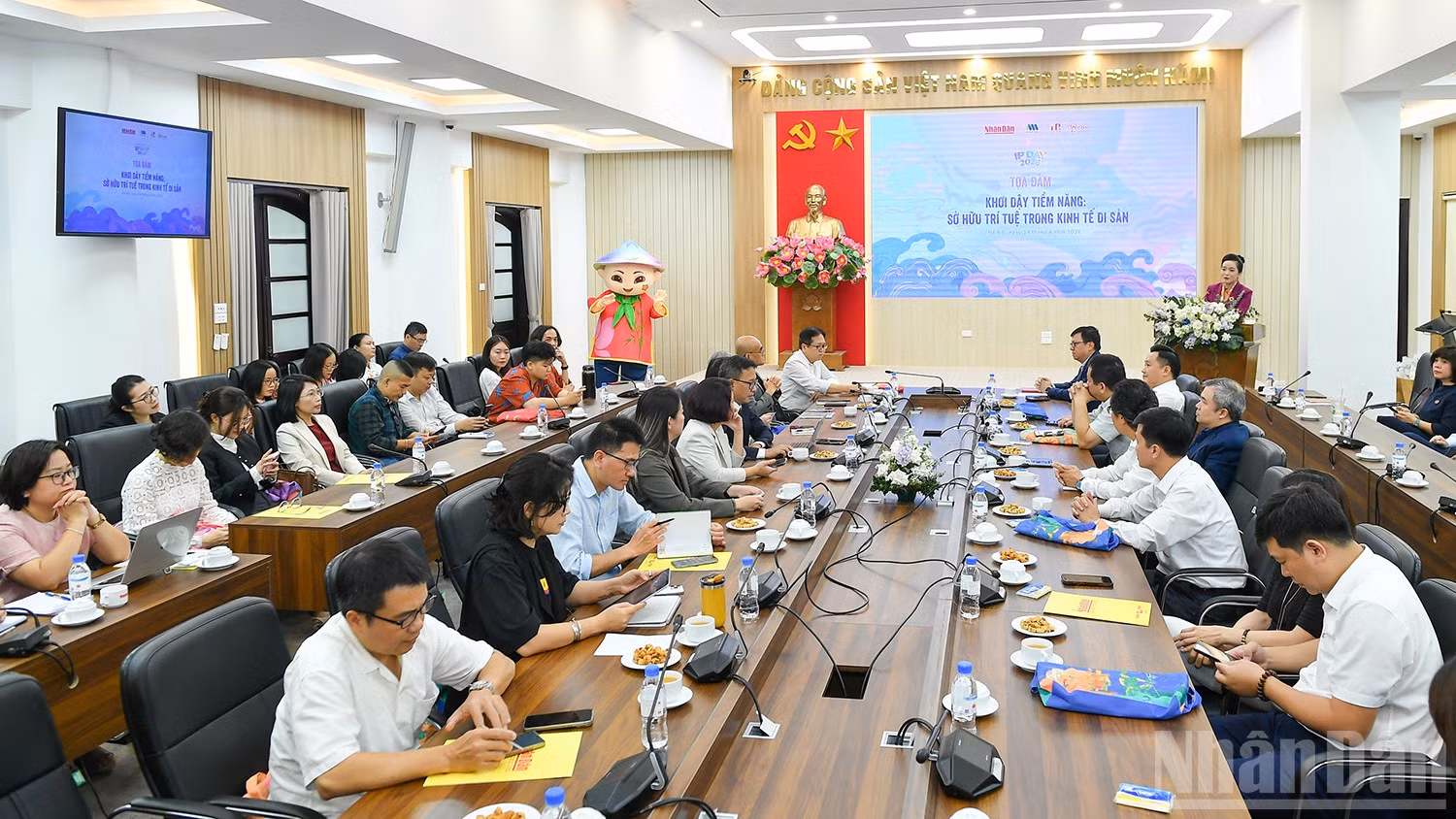 Lễ khai mạc Ngày Sở hữu trí tuệ thế giới 2026 với chủ đề “Sở hữu trí tuệ - Động lực cho kinh tế sáng tạo”. (Ảnh: THẾ ĐẠI)