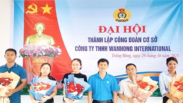 Công ty TNHH Wanhong International thành lập Công đoàn cơ sở.