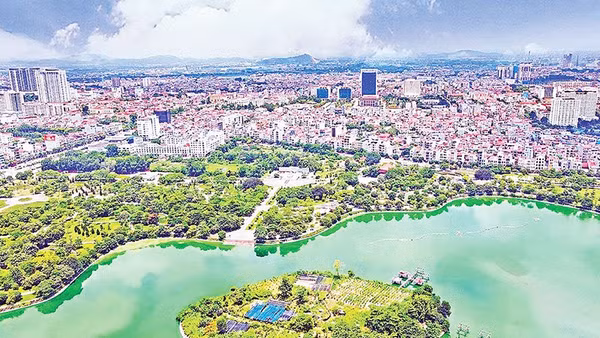 Một góc phường Bắc Giang nhìn từ trên cao (Ảnh QUỐC TRƯỜNG)