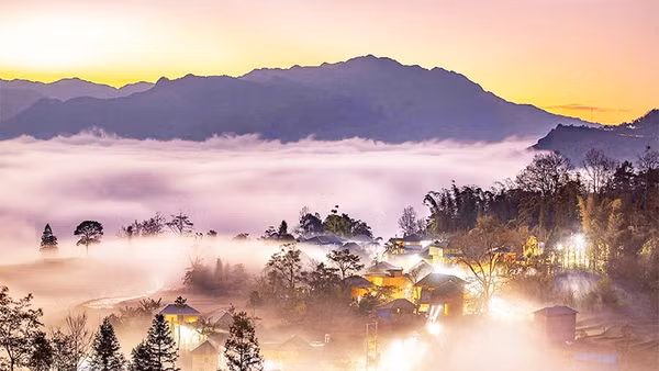 Du khách đến đây còn được trải nghiệm không khí Tết ấm áp, bản sắc văn hóa độc đáo của người Hà Nhì, H’Mông, Dao...