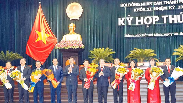 Thường trực Hội đồng nhân dân Thành phố Hồ Chí Minh khóa XI, nhiệm kỳ 2026-2031 (Ảnh THẾ ANH)