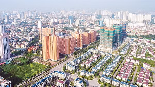 Với nhiều cơ chế đặc thù, dự thảo Luật Thủ đô (sửa đổi) được kỳ vọng tạo động lực cho Hà Nội phát triển xứng tầm. (Ảnh DUY LINH)