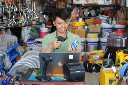 Vietcombank hỗ trợ hộ kinh doanh chuyển đổi số theo Nghị định 70