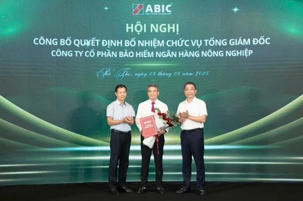 Bảo hiểm Agribank chính thức bổ nhiệm ông Nguyễn Hồng Thái - Phó Tổng Giám đốc phụ trách điều hành giữ vị trí Tổng Giám đốc.