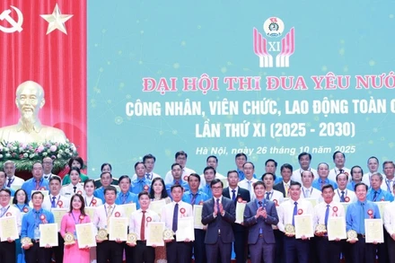 Tôn vinh tập thể, cá nhân điển hình tiên tiến phong trào thi đua công nhân, viên chức, lao động toàn quốc giai đoạn 2020-2025.