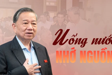 Tổng Bí thư Tô Lâm tặng quà thương binh nặng tại Trung tâm Điều dưỡng thương binh Thuận Thành (phường Ninh Xá, tỉnh Bắc Ninh). (Ảnh: ĐĂNG KHOA)