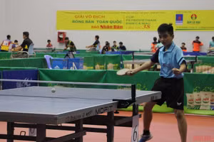 Nguyễn Thái Bảo, 10 tuổi, một trong những vận động viên nhỏ tuổi nhất của đội Bình Dương.