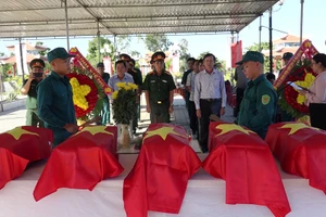 Lễ truy điệu các liệt sỹ hy sinh vì sự nghiệp giải phóng đất nước.