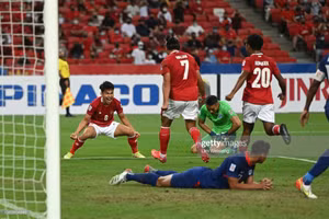 Indonesia sớm mở tỷ số trận bán kết lượt về. (Ảnh: Getty)