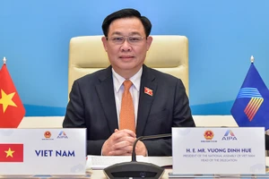 Chủ tịch Quốc hội Vương Đình Huệ. 