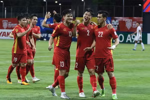 Đội tuyển Việt Nam đã sẵn sàng trước thử thách cực đại vào tối nay, tại Kallang. (Ảnh: VFF)