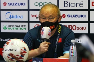 HLV Park Hang-seo phát biểu sau trận đấu gặp Indonesia tối 15/12. (Ảnh: VFF)