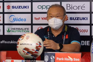 HLV Park Hang-seo tham dự buổi họp báo sau trận bán kết lượt về gặp Thái Lan tối 26/12. (Ảnh: VFF)