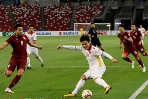 Những nỗ lực của Quang Hải và đồng đội không thể giúp đội tuyển Việt Nam tiếp tục đi tiếp. Ảnh VFF