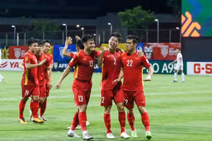 Tiến Linh lập cú đúp trong hiệp 1. (Ảnh: VFF)