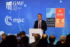 Tổng thư ký NATO Jens Stoltenberg phát biểu tại Hội nghị thượng đỉnh NATO tại Madrid, Tây Ban Nha ngày 28/6. (Ảnh: Reuters)