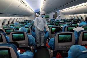 Không lo ngại bùng phát số ca nhiễm mới khi mở lại đường bay quốc tế