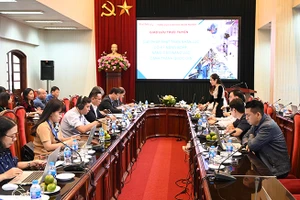 Giao lưu trực tuyến "Giải pháp phát triển nhân lực có kỹ năng nghề, nâng cao năng lực cạnh tranh quốc gia"