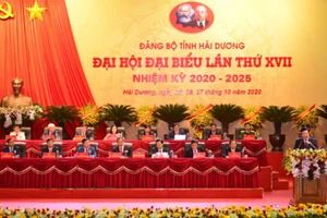 Đoàn Chủ tịch Đại hội Đảng bộ tỉnh Hải Dương.