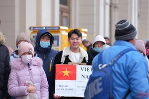 Đâu cần thanh niên có; Đâu khó có thanh niên. Suốt gần 2 tháng qua, tại biên giới Ukraine, tinh thần tình nguyện ấy của các đoàn viên, thanh niên du học sinh Việt Nam vẫn luôn tỏa sáng như thế.