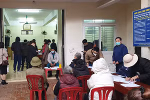 Những người điều trị Covid-19 cách ly y tế được hưởng hỗ trợ. 