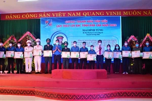 Đắk Lắk tuyên dương 45 thanh niên tiên tiến làm theo lời Bác