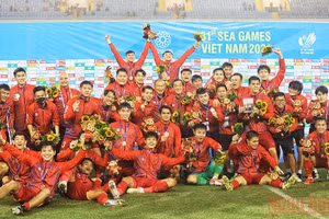 Đội tuyển bóng đá nam Việt Nam lần thứ 2 liên tiếp giành chức vô địch SEA Games. 