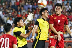 Cú đánh đầu mở tỷ số của Tiến Linh, đây cũng là bàn thắng duy nhất trong trận đấu. (Ảnh: Khiếu Minh)