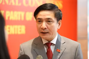 Đồng chí Bùi Văn Cường, Ủy viên T.Ư Ðảng, Tổng Thư ký QH, Chủ nhiệm Văn phòng QH, Chánh Văn phòng Hội đồng Bầu cử quốc gia. Ảnh: Quochoi.vn.