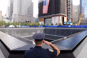 Khu Ground Zero tưởng niệm các nạn nhận của vụ khủng bố. Ảnh: THE NEW YORK POST