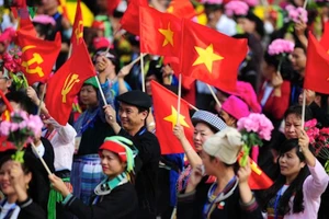 Chính sách xã hội đúng đắn vì hạnh phúc con người là động lực to lớn phát huy mọi tiềm năng sáng tạo của nhân dân trong sự nghiệp xây dựng chủ nghĩa xã hội ở Việt Nam. (Ảnh:tuyengiao.vn)