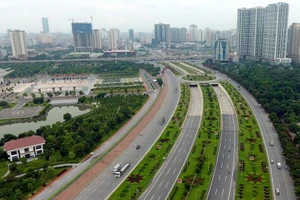 Con đường đi lên chủ nghĩa xã hội ở Việt Nam ngày càng được hoàn thiện và từng bước được hiện thực hóa. (Ảnh: Đại lộ Thăng Long ở Thủ đô Hà Nội - Nguồn:tuyengiao.vn)