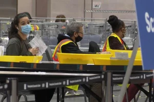 Một số bang chủ chốt vẫn đang trong quá trình kiểm phiếu bầu cử Tổng thống Mỹ năm 2020. (Ảnh: CNN)