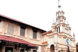 Ðộc đáo cù lao Giêng