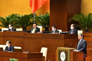 Thủ tướng Chính phủ Phạm Minh Chính báo cáo giải trình trước Quốc hội. Ảnh: LINH NGUYÊN