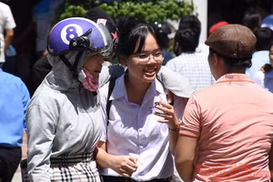 Học sinh Đà Nẵng hoàn thành kỳ thi tuyển sinh vào lớp 10.