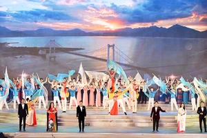 Một tiết mục trong chương trình. Ảnh: LINH HẢI