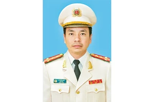 Tăng cường cho cơ sở, ứng dụng khoa học công nghệ, giữ vững an ninh trật tự địa bàn