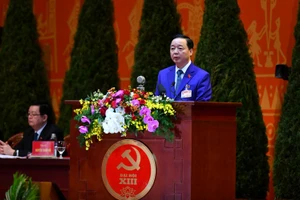 Bộ trưởng Tài nguyên và Môi trường Trần Hồng Hà trình bày tham luận. (ẢNH: ANH TUẤN - DUY LINH)