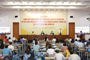 Toàn cảnh buổi họp báo. (Ảnh: Duy Linh)