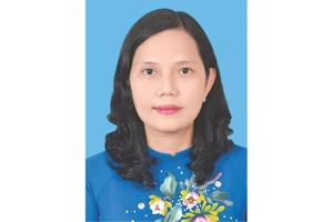 Tiếp tục xây dựng, chỉnh đốn Ðảng trong sạch, vững mạnh