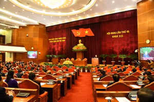 Bế mạc Hội nghị lần thứ 15 Ban Chấp hành Trung ương Đảng khóa XII (Ảnh: ĐĂNG KHOA)