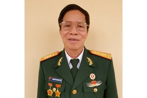 Giữ vững và phát huy tinh thần xây dựng, chỉnh đốn Ðảng