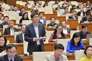 Đại biểu Quốc hội Ngọ Duy Hiểu (Hà Nội) góp ý kiến tại phiên thảo luận. Ảnh: quochoi.vn