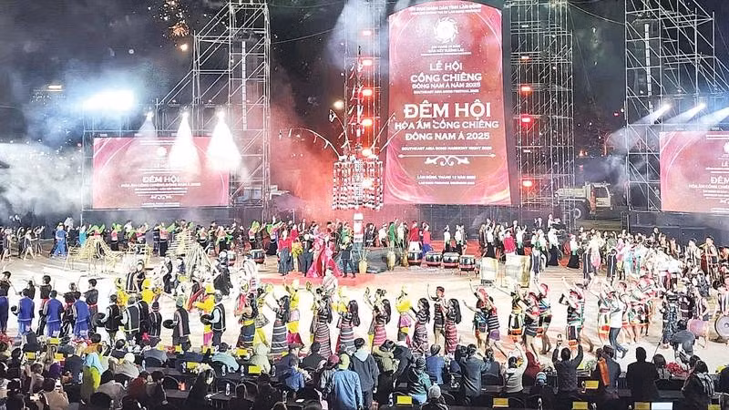 Lễ hội cồng chiêng Đông Nam Á năm 2025 tổ chức tại Lâm Đồng thu hút đông đảo người dân địa phương và du khách.
