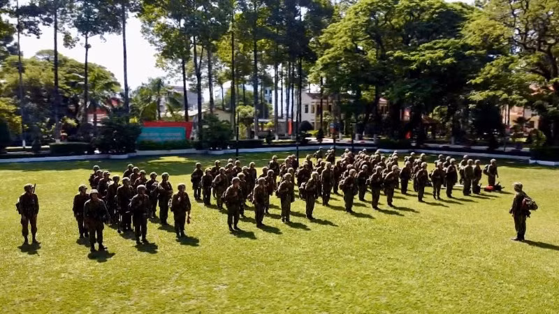 Trung đoàn Gia Định huấn luyện sẵn sàng chiến đấu.