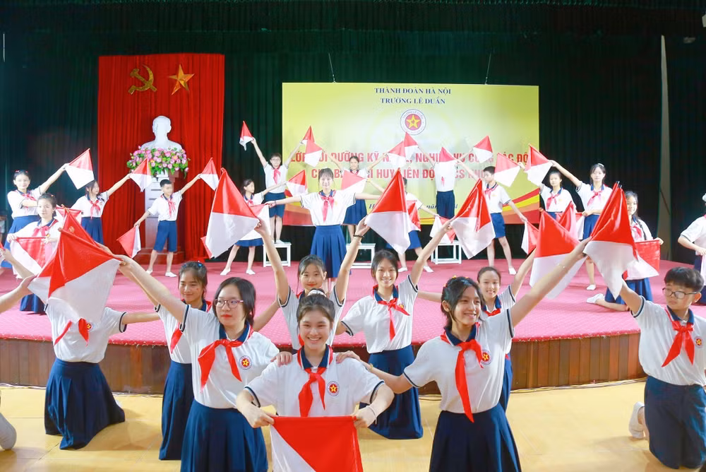 hoc-sinh-dong-dien-semaphore.jpg