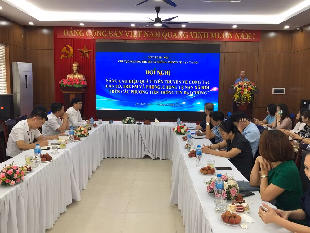 Hội nghị nâng cao hiệu quả tuyên truyền về công tác dân số, trẻ em và phòng chống tệ nạn xã hội trên các phương tiện thông tin đại chúng.